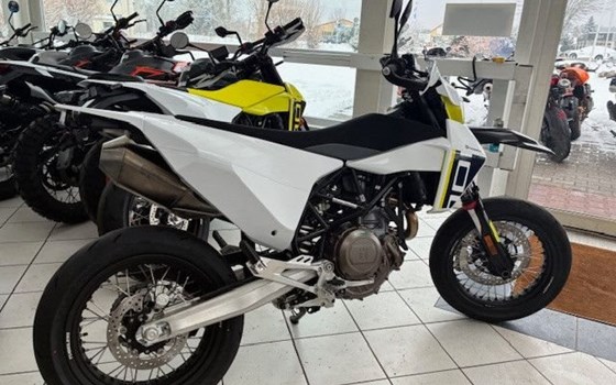 Neufahrzeug Husqvarna 701 Supermoto - Bild 7