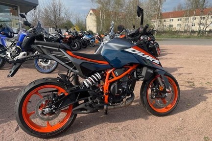 KTM 390 Duke