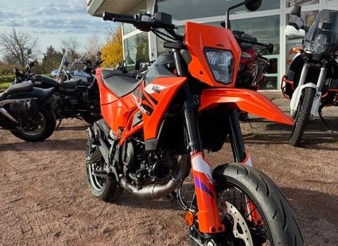 Neufahrzeug KTM 390 SMC R - Bild 5