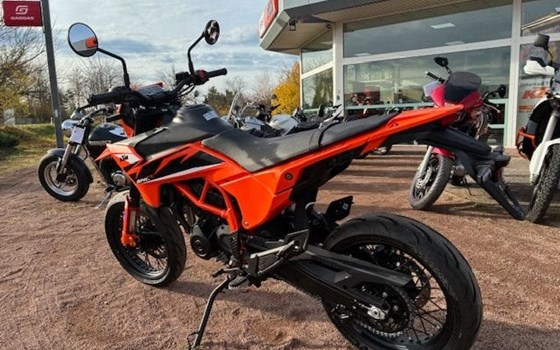Neufahrzeug KTM 390 SMC R - Bild 7