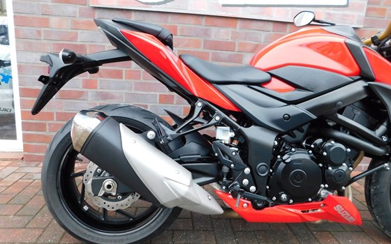 Gebrauchtmotorrad Suzuki GSX-S750 - Bild 13