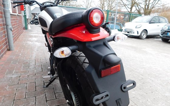 Gebrauchtmotorrad Yamaha XSR125 - Bild 7
