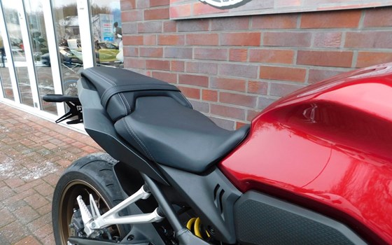 Gebrauchtmotorrad Honda CB650R - Bild 16