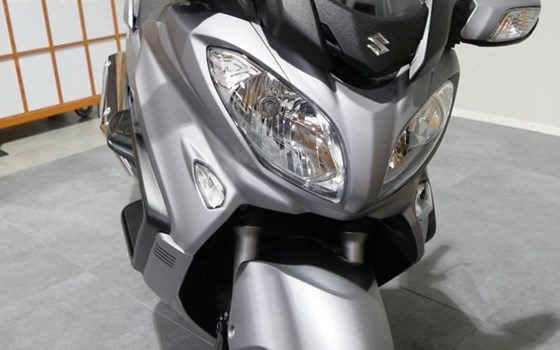 Gebrauchtmotorrad Suzuki Burgman 650 Executive - Bild 4