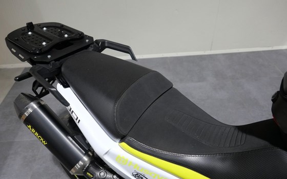 Gebrauchtmotorrad Husqvarna Norden 901 - Bild 6