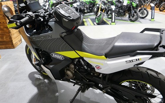 Gebrauchtmotorrad Husqvarna Norden 901 - Bild 8