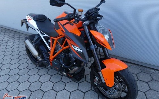 Gebrauchtmotorrad KTM 1290 Super Duke R - Bild 2