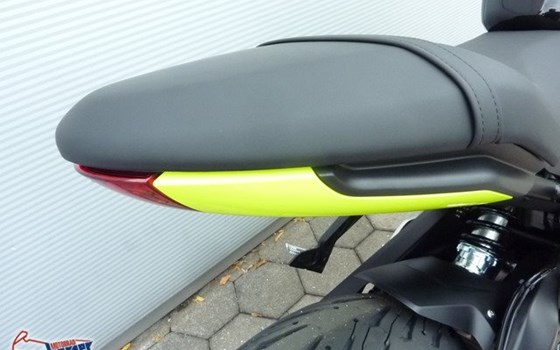 Gebrauchtmotorrad Triumph Trident 660 - Bild 5