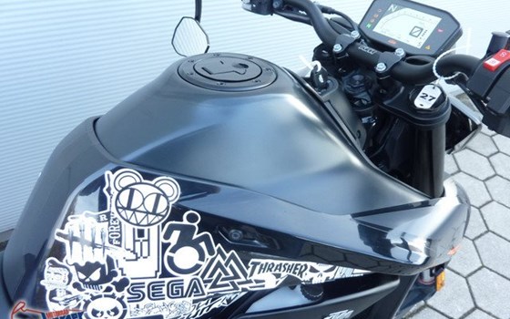 Gebrauchtmotorrad KTM 890 Duke - Bild 3