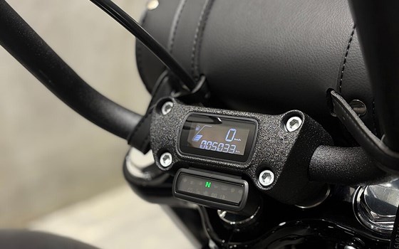 Gebrauchtmotorrad Harley-Davidson Softail Street Bob FXBB - Bild 5