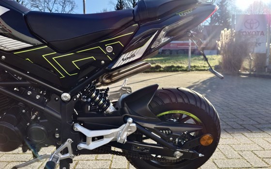 Gebrauchtmotorrad Benelli TnT 125 - Bild 8