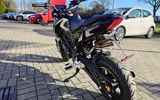 Gebrauchtmotorrad Benelli TnT 125 - Bild 9