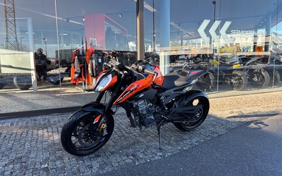 Gebrauchtmotorrad KTM 790 Duke - Bild 10