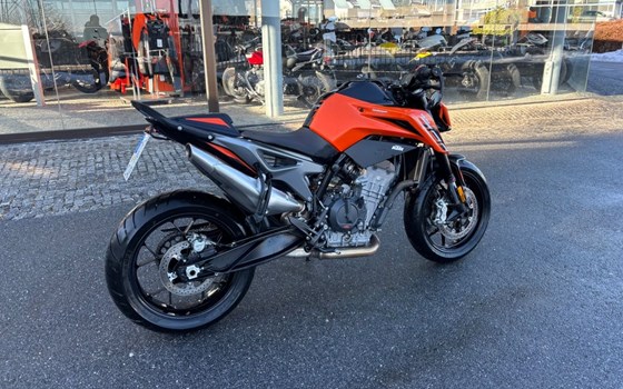 Gebrauchtmotorrad KTM 790 Duke - Bild 11