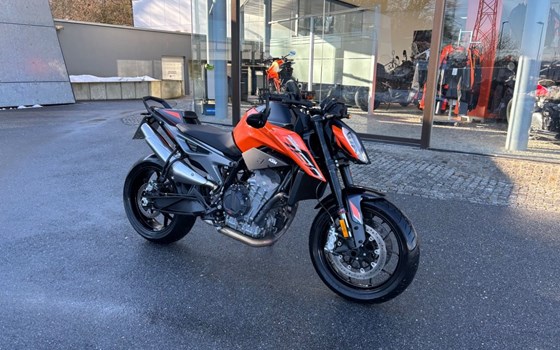 Gebrauchtmotorrad KTM 790 Duke - Bild 4