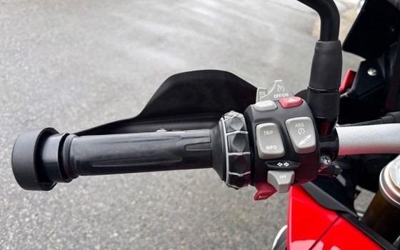 Gebrauchtmotorrad BMW S 1000 XR - Bild 6