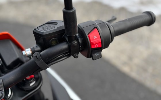 Neufahrzeug KTM 390 SMC R - Bild 14