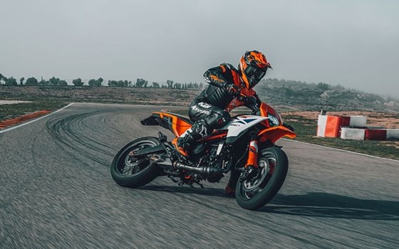 Neufahrzeug KTM 390 SMC R - Bild 2