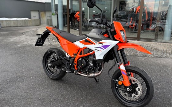 Neufahrzeug KTM 390 SMC R - Bild 4