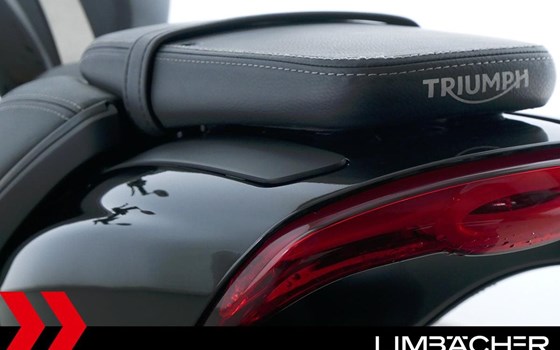 Gebrauchtmotorrad Triumph Rocket 3 Storm R - Bild 15