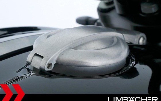 Gebrauchtmotorrad Triumph Rocket 3 Storm R - Bild 17