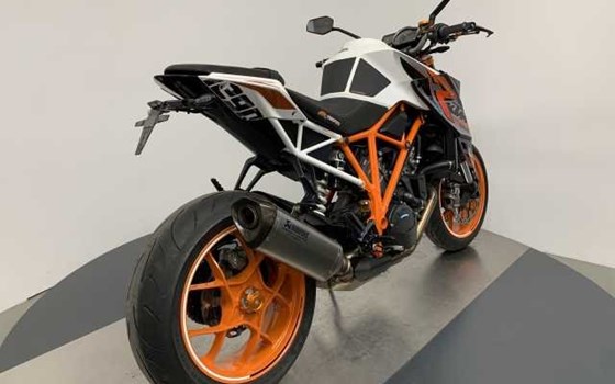 Gebrauchtmotorrad KTM 1290 Super Duke - Bild 3