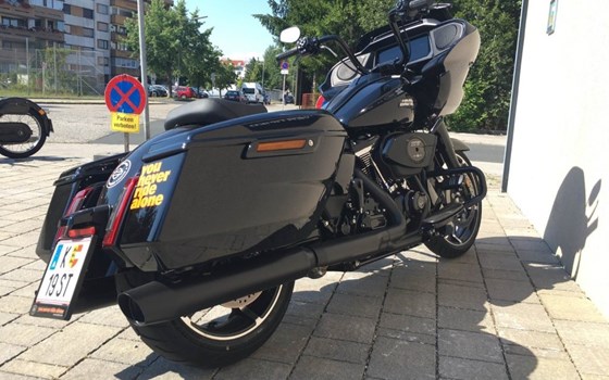 Gebrauchtmotorrad Harley-Davidson Road Glide FLTR - Bild 3