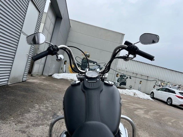 Harley-Davidson Dyna Street Bob FXDB (Black Denim) - Bild 11