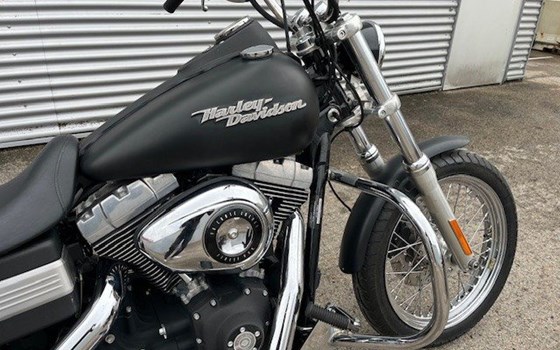 Gebrauchtmotorrad Harley-Davidson Dyna Street Bob FXDB - Bild 3