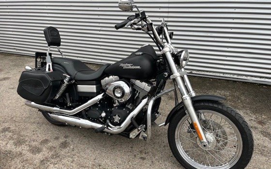 Gebrauchtmotorrad Harley-Davidson Dyna Street Bob FXDB - Bild 4