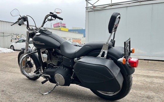 Gebrauchtmotorrad Harley-Davidson Dyna Street Bob FXDB - Bild 8
