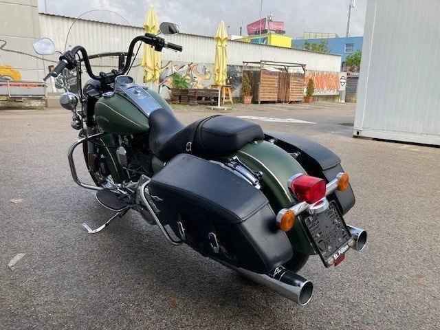 Harley-Davidson Road King Classic FLHRC (Sonderlackierung by Air Philippe) - Bild 8