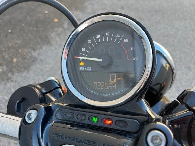 Harley-Davidson Sportster XL 1200CX Roadster (Air Philippe Custom Lackierung) - Bild 15