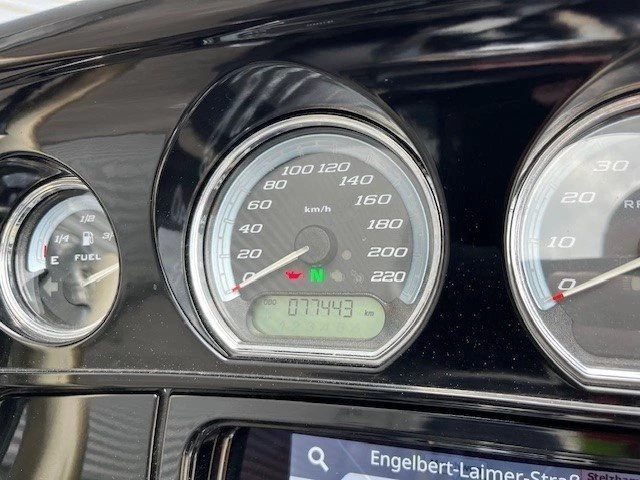 Harley-Davidson Touring Electra Glide Ultra Limited FLHTK (Charcoal Pearl/Vivid Black/Gold) - Bild 16