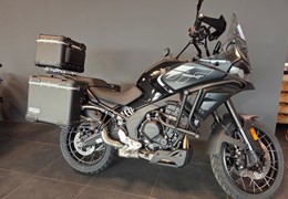Neumotorrad CFMOTO 700MT