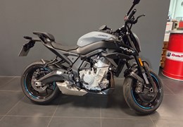 Neumotorrad CFMOTO 675NK