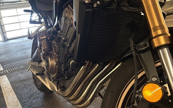 Gebrauchtmotorrad Honda CB650R E-Clutch - Bild 18