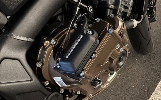 Gebrauchtmotorrad Honda CB650R E-Clutch - Bild 6