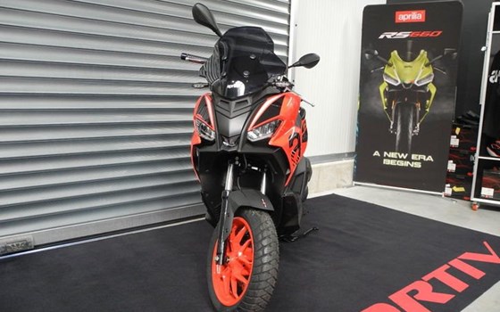 Neufahrzeug Aprilia SR GT 125 - Bild 5