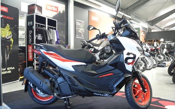 Neufahrzeug Aprilia SR GT 125 - Bild 8