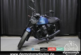 Moto Guzzi V7 Stone