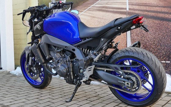 Gebrauchtmotorrad Yamaha MT-09 35kW - Bild 9