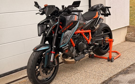 Gebrauchtmotorrad KTM 1390 Super Duke R - Bild 1