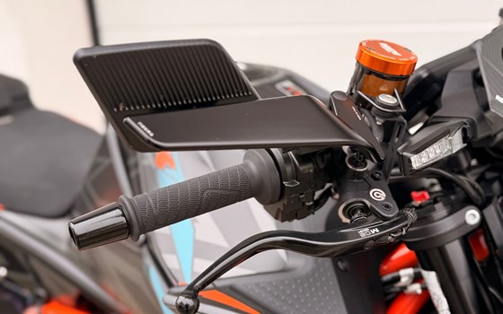 Gebrauchtmotorrad KTM 1390 Super Duke R - Bild 17