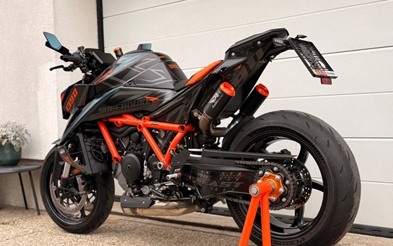 Gebrauchtmotorrad KTM 1390 Super Duke R - Bild 4