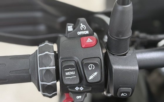 Gebrauchtmotorrad BMW S 1000 XR - Bild 7