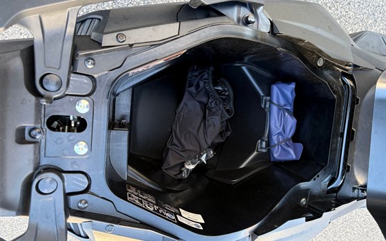 Gebrauchtmotorrad Honda Forza 750 - Bild 3