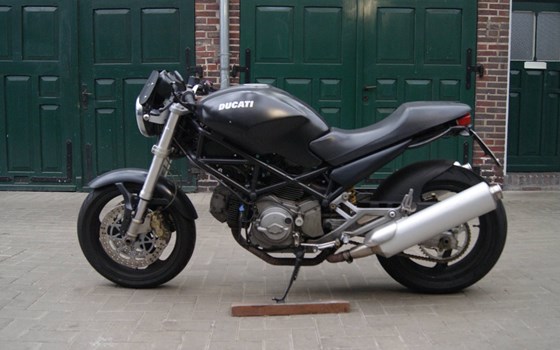 Gebrauchtmotorrad Ducati Monster 620 Dark - Bild 1