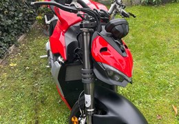 Gebrauchte Ducati Streetfighter V2