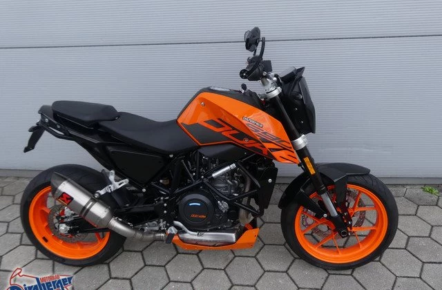 KTM 690 Duke